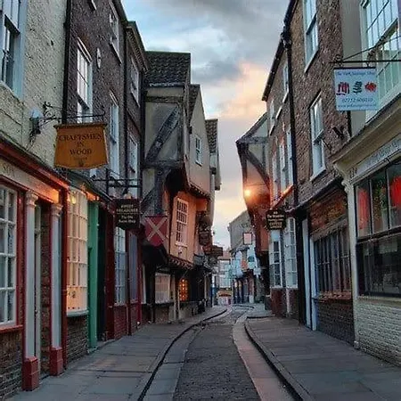 Lady Pecketts Yard One Bedroom, Sleeps Four- York
